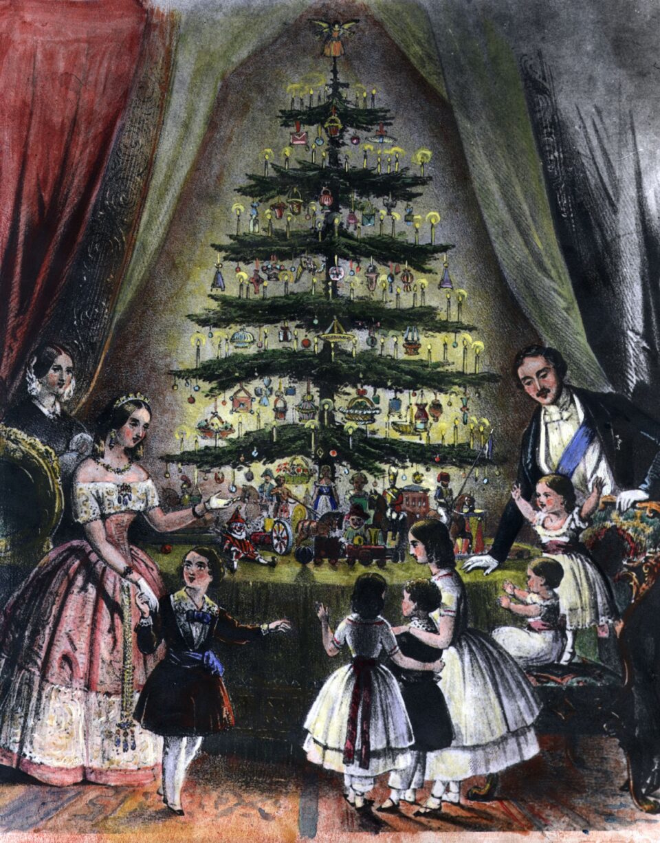 tradizioni natalizie - albero di natale - famiglia reale sotto l'albero